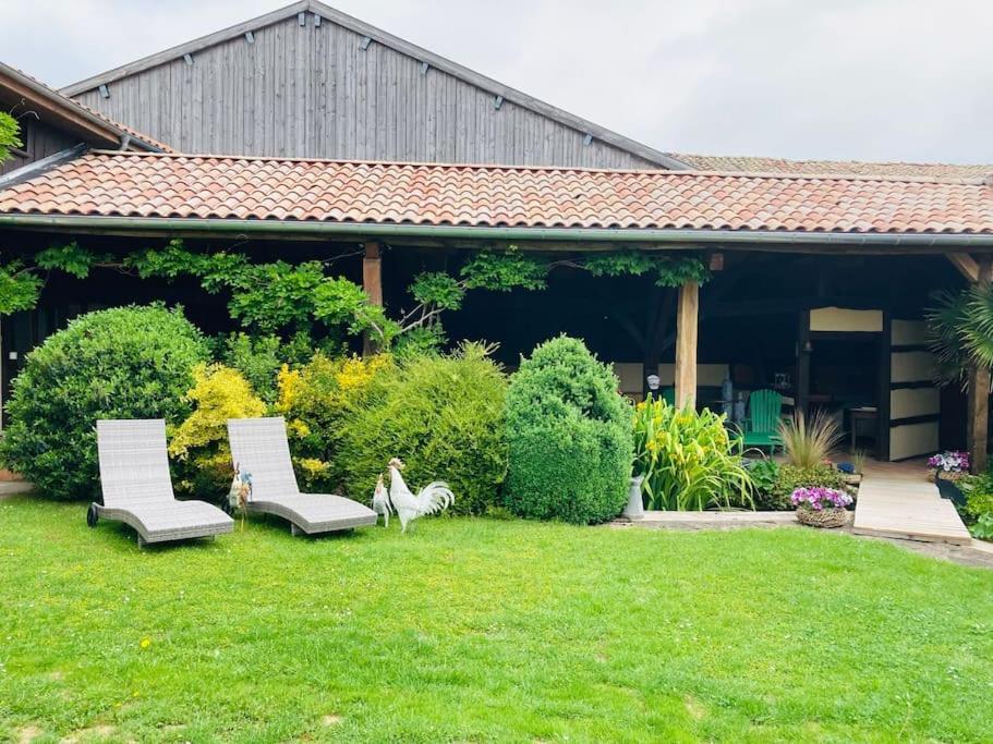 Maison De Campagne Avec Cheminee Et Exterieur La Neuville-aux-Bois Exteriör bild