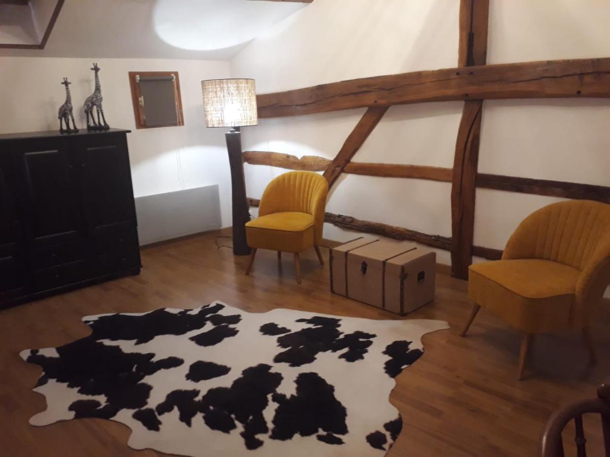 Maison De Campagne Avec Cheminee Et Exterieur La Neuville-aux-Bois Exteriör bild
