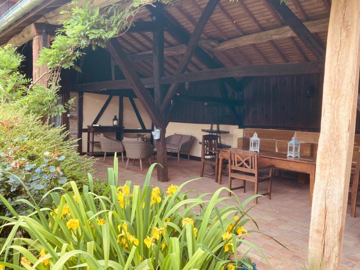 Maison De Campagne Avec Cheminee Et Exterieur La Neuville-aux-Bois Exteriör bild