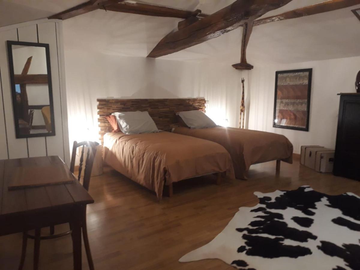 Maison De Campagne Avec Cheminee Et Exterieur La Neuville-aux-Bois Exteriör bild